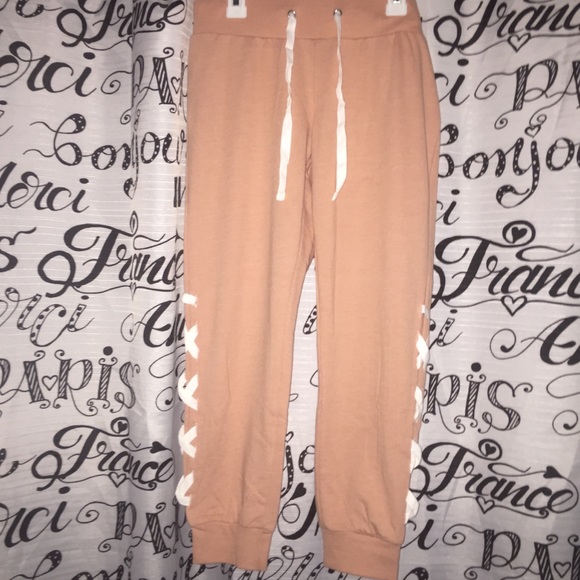 Derek Heart Pants - Dereck Heart Women’s Jogger pants. Size SMALL
